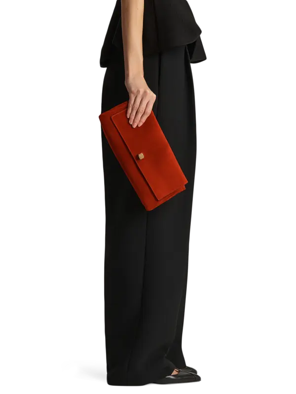 /original/H3033726_KHTE_Rebel 469_2.png_convert-600x800