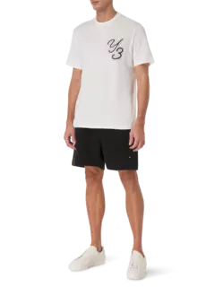 شورت مزين بشعار