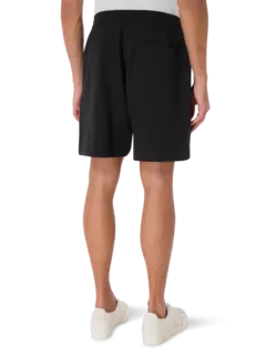 شورت مزين بشعار