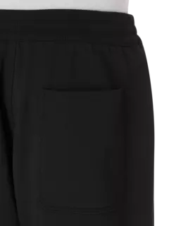 شورت مزين بشعار