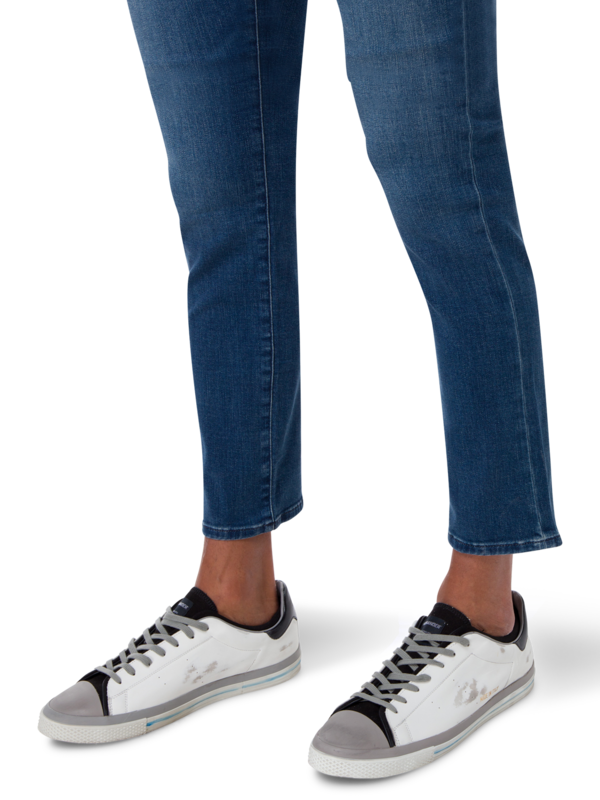/original/HC2MS600-610_HIDN_White-Blac_2.png_convert-600x800