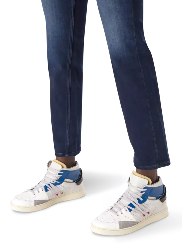 /original/HE2MS180115_HIDN_37_2.png_convert-600x800