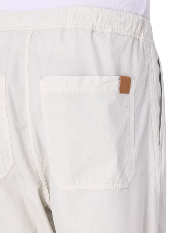 /original/HEM03262GF175PX_HKRE_T0566Greig_5.png_convert-600x800