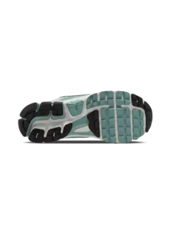 /original/HF1877-W_NIKE_Summit Whi_6.png_convert-240x320