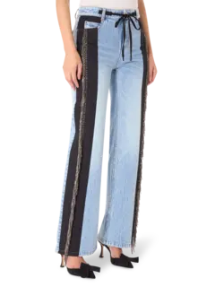 بنطال جينز بوي فريند أوكي مزين بشراشيب من الكريستال