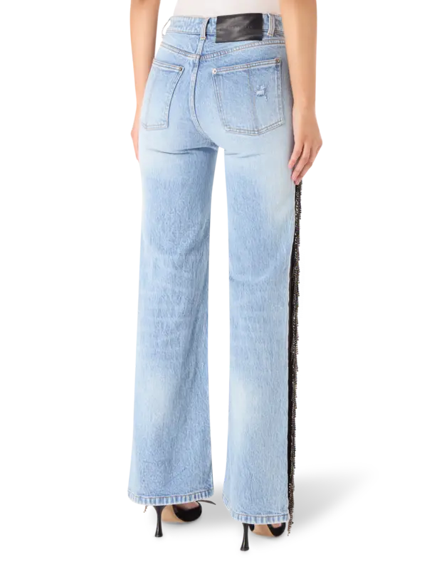 بنطال جينز بوي فريند أوكي مزين بشراشيب من الكريستال