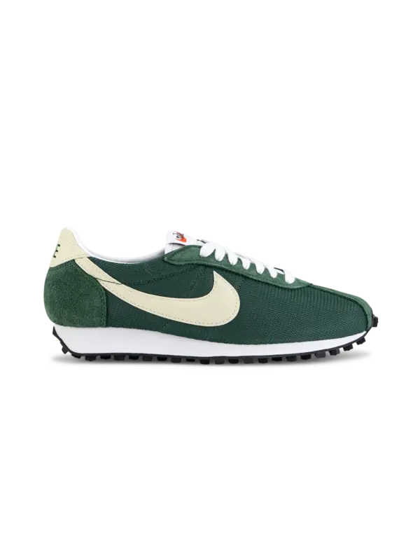 /original/HF3227-W_NIKE_Fir_Hyper_1.png_convert-600x800