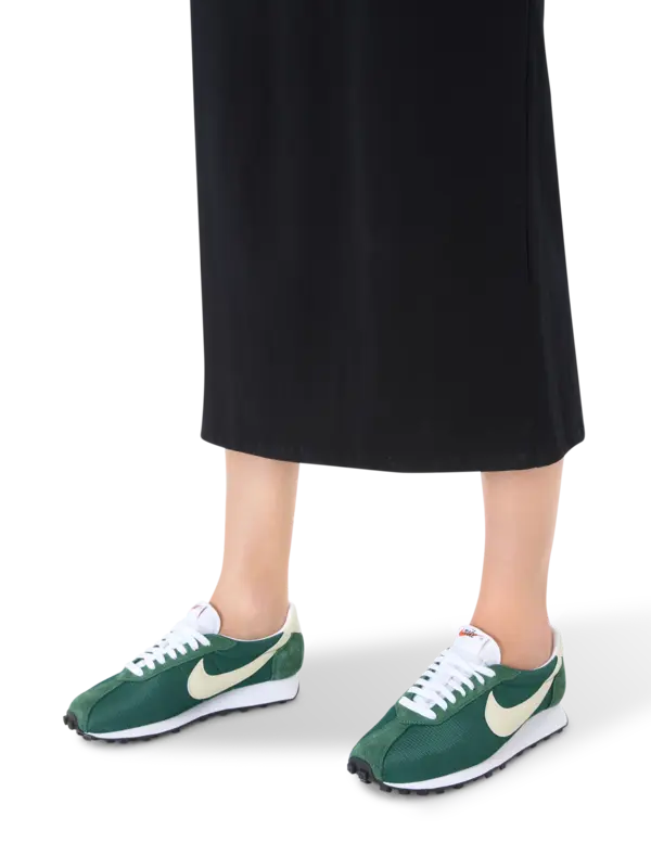 /original/HF3227-W_NIKE_Fir_Hyper_2.png_convert-600x800