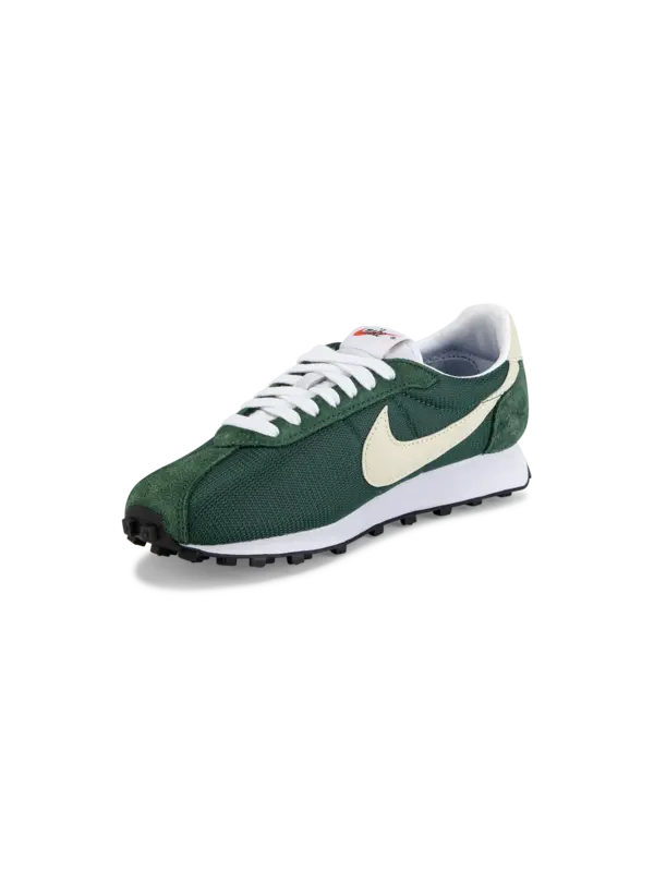 /original/HF3227-W_NIKE_Fir_Hyper_3.png_convert-600x800