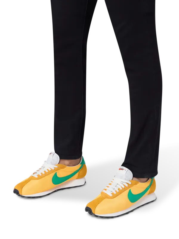 /original/HJ4687-M_NIKE_Laser Oran_2.png_convert-600x800