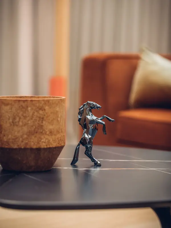 /original/HORSE_RIOR_Pearl Grey_2.png_convert-600x800