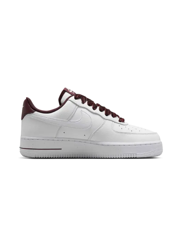 /original/HV4403-W_NIKE_BurgundyC_1.png_convert-600x800