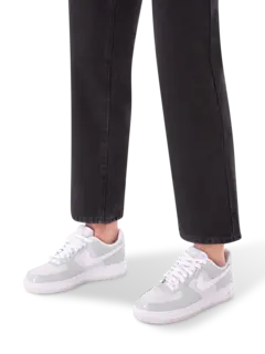 /original/HV9405-M_NIKE_Wolf Grey__2.png_convert-240x320