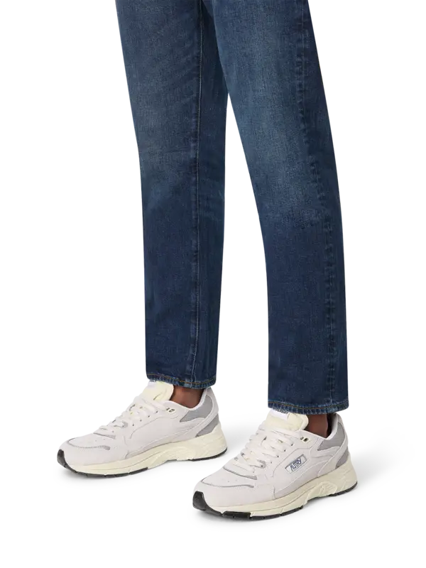 /original/HYLMRF06_AUTY_SuWhtsil_2.png_convert-600x800