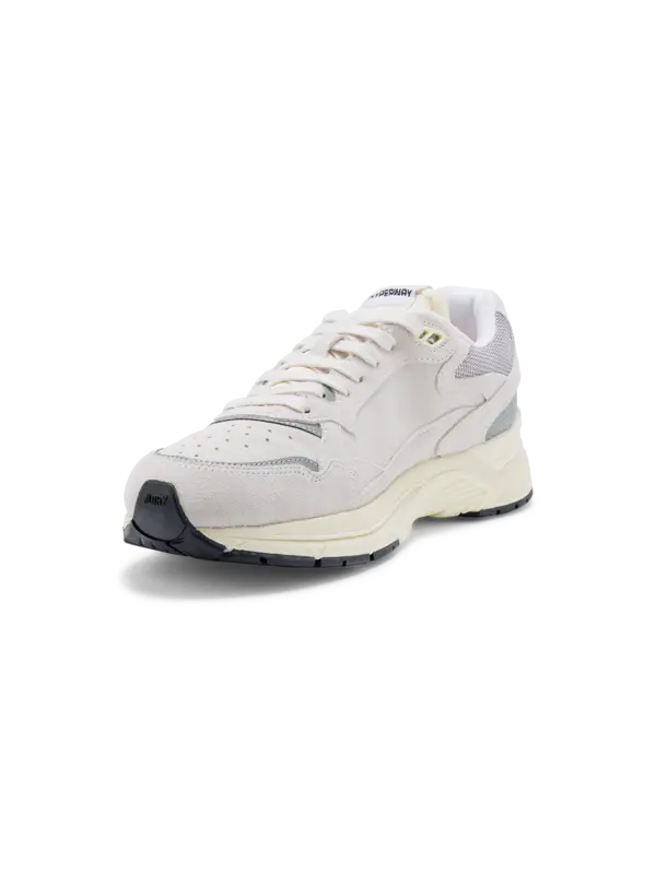 /original/HYLMRF06_AUTY_SuWhtsil_3.png_convert-600x800