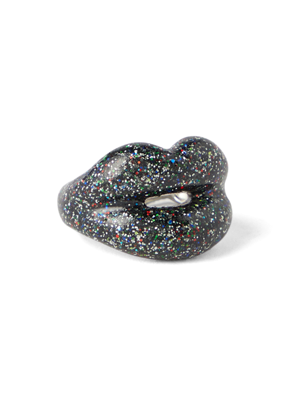 Black Lip Shaped Glitter Ring