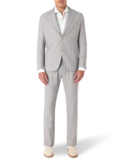 بدلة بصف واحد من الأزرار