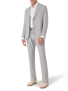 بدلة بصف واحد من الأزرار