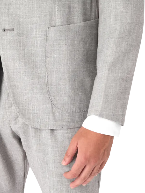 بدلة بصف واحد من الأزرار