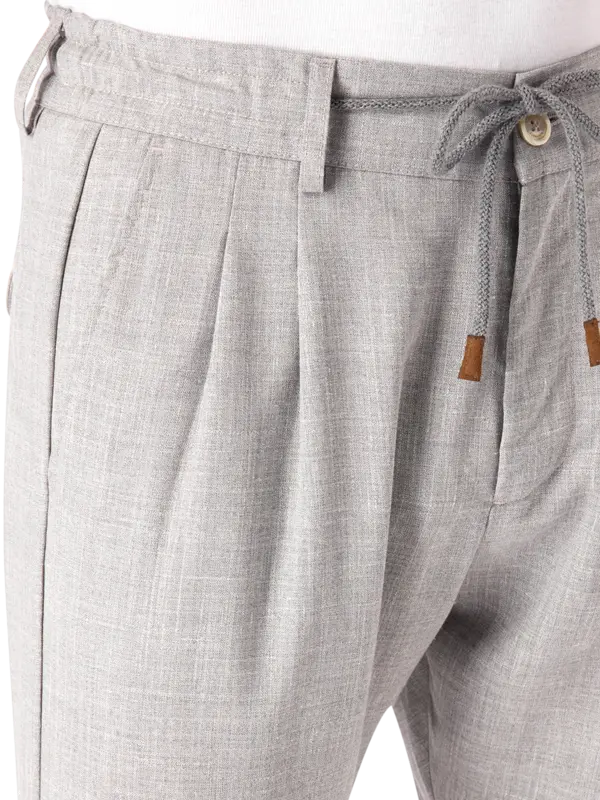 بدلة بصف واحد من الأزرار