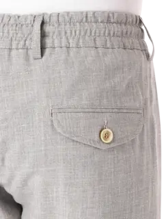 بدلة بصف واحد من الأزرار