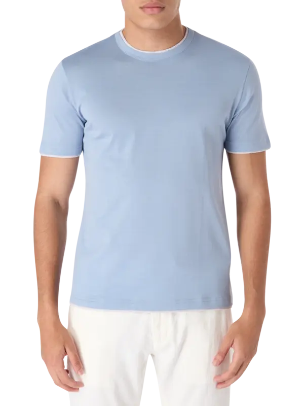 تيشرت متعدد الطبقات بفتحة رقبة مستديرة