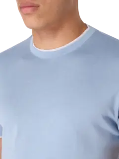 تيشرت متعدد الطبقات بفتحة رقبة مستديرة