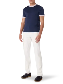 تيشرت من قطن الجيزة بفتحة رقبة مستديرة