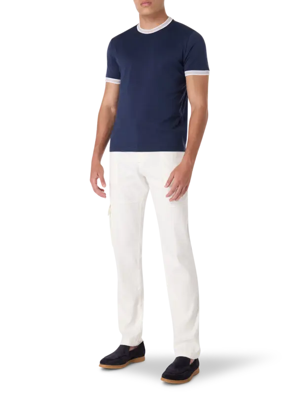 تيشرت من قطن الجيزة بفتحة رقبة مستديرة