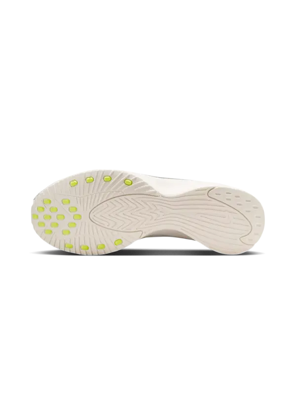 /original/IB5824_NIKE_MtlcSilvol_6.png_convert-600x800