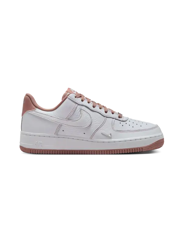 /original/IB6543-W_NIKE_White_Part_1.png_convert-600x800