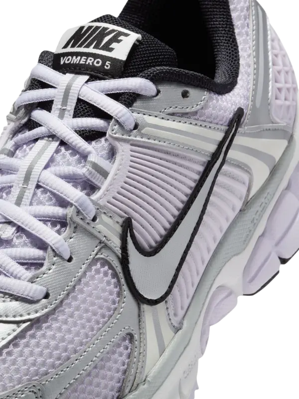 /original/IB7253-W_NIKE_Barely Gra_7.png_convert-600x800