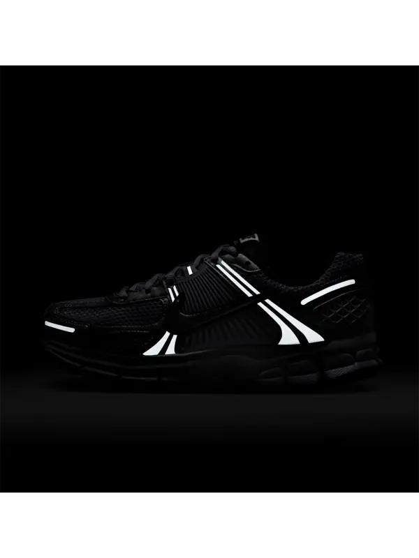 /original/IB7253-W_NIKE_Barely Gra_9.png_convert-600x800