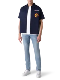 قميص ويترس كامب بياقة