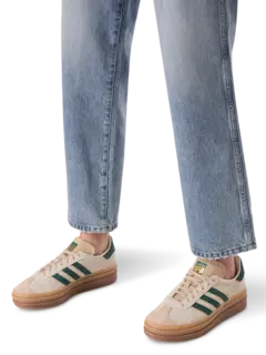 سنيكرز جازيل بولد برقبة منخفضة