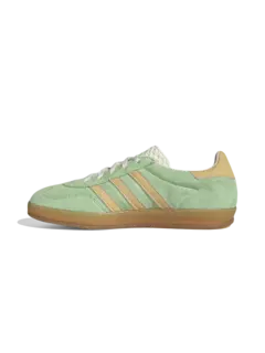 سنيكرز جازيل للأماكن الداخلية