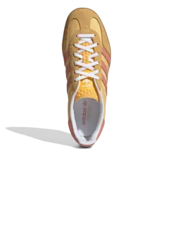 سنيكرز جازيل للأماكن الداخلية