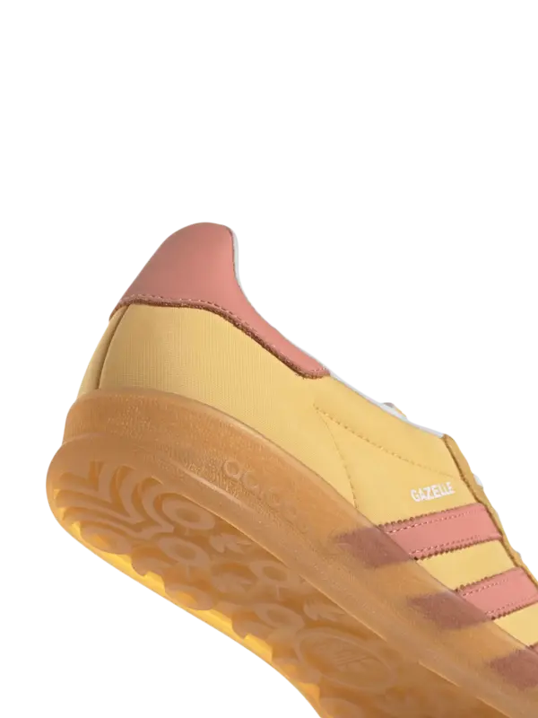 سنيكرز جازيل للأماكن الداخلية