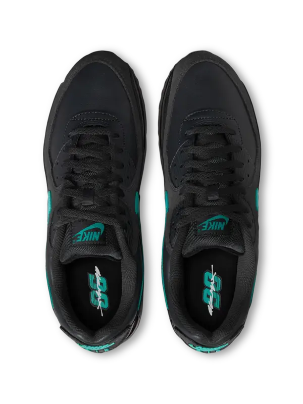 /original/IF0670-M_NIKE_Dk Smoke G_5.png_convert-600x800