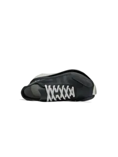 حذاء رياضي إس جيندو