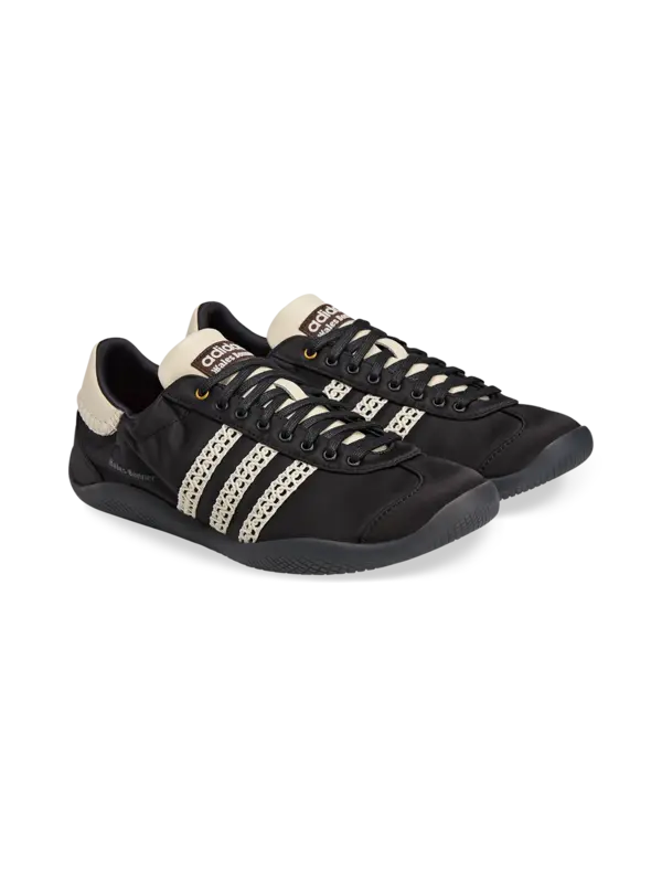 /original/IH7259_M_ADDS_CoreBlack_2.png_convert-600x800