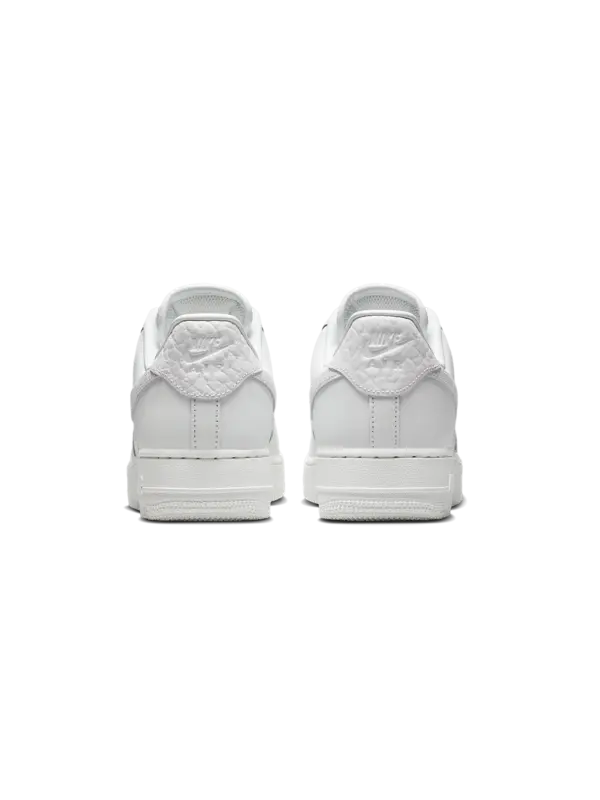 /original/IM6485-W_NIKE_SummitWhi_3.png_convert-600x800