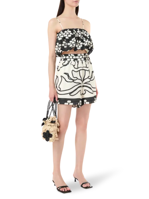 شورت إيناغوا