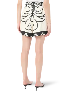 شورت إيناغوا