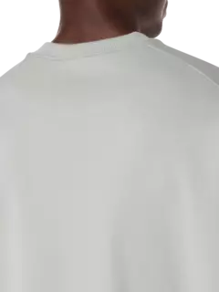 سويت شيرت بفتحة رقبة مستديرة مزين بشعار