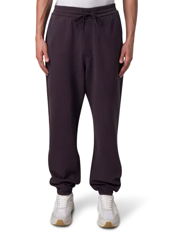 بنطال بقصة مستقيمة