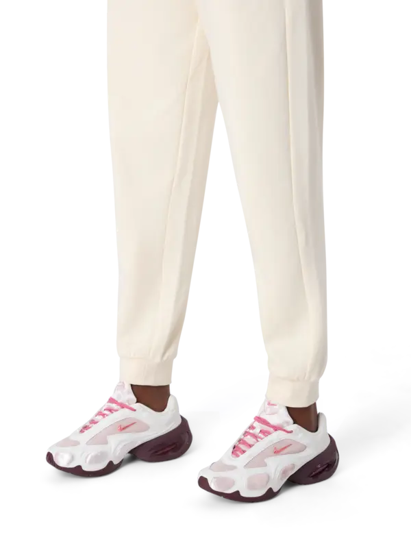 /original/IQ1152_NIKE_SRdPnyBurg_2.png_convert-600x800