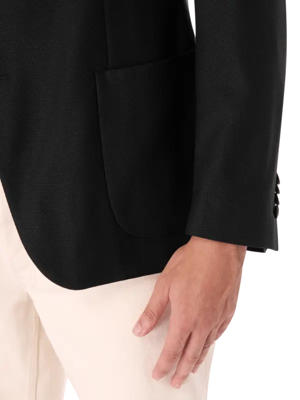 بليزر سهل الارتداء بصف واحد من الأزرار