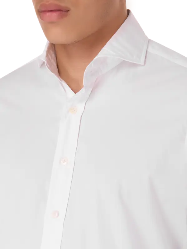 قميص كلاسيكي بأكمام طويلة