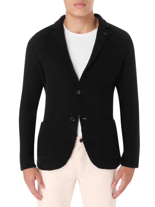 جاكيت محبوك بصف واحد من الأزرار